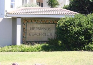 Hermanus Beach Club - St Tides House 19