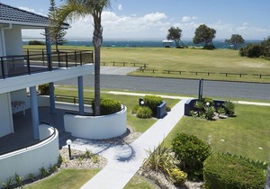 Hi Surf Unit 3, 92 Head St, Forster