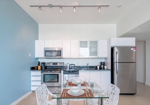 High Floor Apt w Direct Ocean View | Beach Access + Private Balcony
