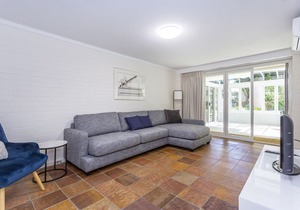 High Tor Apartment 6