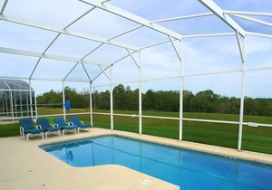 Highlands Reserve- Pool home with expansive back yard and comfy furnishings!