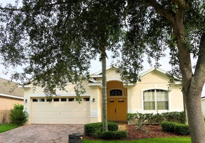 Highlands Reserve- Pool home with expansive back yard and comfy furnishings!