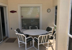 Highlands Reserve with private SW facing pool & spa. New games room.