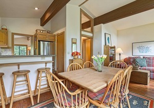 Hill Top Cabin like Townhouse Rocky Ridge Unit #107