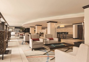 Hilton Orrington/Evanston