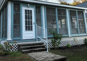 Historic Cottage by Holland State Park and Lake Michigan
