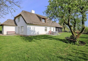 Holiday home in Tetenbüll