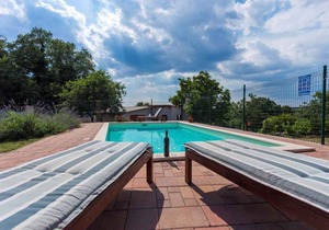Holiday home with pool and air conditioning