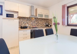Holiday house Pula for 1 - 6 persons with 2 bedrooms - Holiday home