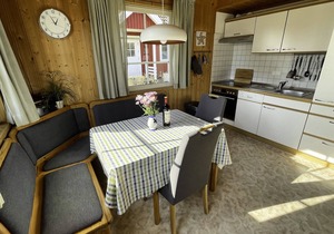 Holiday house with 3 bedrooms directly on the Useriner See with bathing beach, fireplace