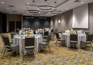 Holiday Inn Boston - Dedham Hotel & Conference Center by IHG
