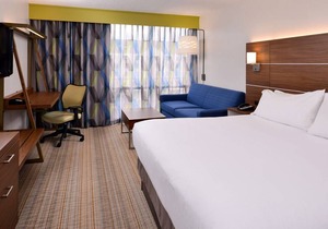 Holiday Inn Express & Suites Springfield, an IHG Hotel