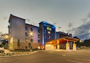 Holiday Inn Express & Suites Saugerties - Hudson Valley, an IHG Hotel