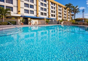 Holiday Inn Express Hotel & Suites Miami - Hialeah