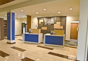 Holiday Inn Express & Suites Port Huron