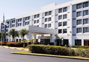 Holiday Inn Express & Suites Miami - Hialeah, an Ihg Hotel