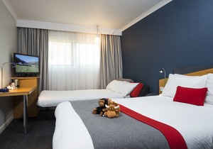 Holiday Inn Express Swindon - West, an IHG Hotel