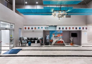Holiday Inn Express & Suites Charlotte Airport, an IHG Hotel