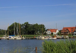 Holidays directly on the water with great additional services