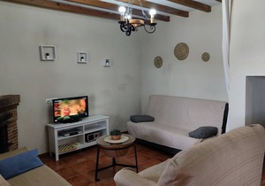 Home In Tranquil Mountains with Pool, Terrace, Balcony & Wi-Fi; Parking Available