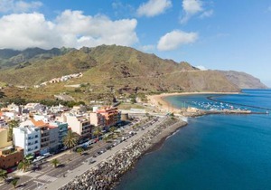 Home2Book Sea Front Las Teresitas Beach 1