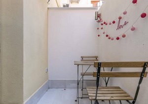 HOMEABOUT DIEGO DE LEON APARTMENT II