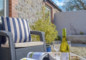 Honeysuckle Cottage-UKC3194