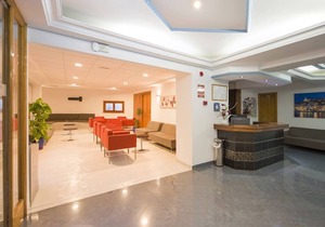 Hostal Adelino