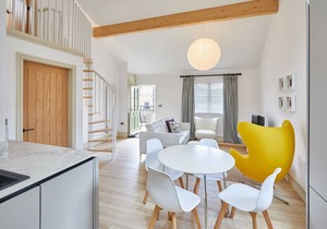 Host & Stay | Sunshine Cottage