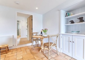Host & Stay | Maggie's