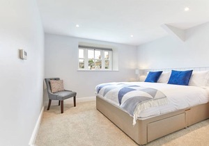 Host & Stay | Maggie's