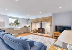 Host & Stay | Maggie's