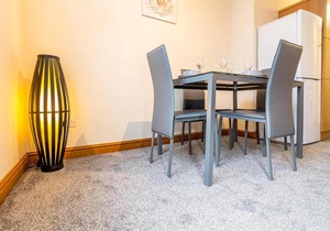 Host & Stay - New Street Studio