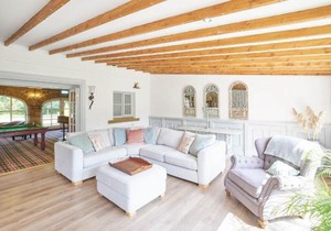 Host & Stay - The Arches Country House
