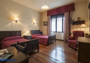 Hostal Ayestaran II
