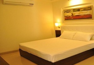 Hotel Azad Square Gurgaon