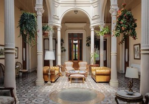 Hotel del Casco