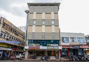 Hotel One up