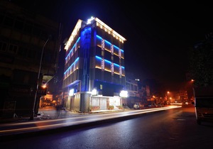 Hotel One up