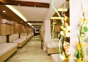 Hotel sallow International-Hotel Near Golden Temple