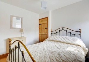 House ∙ 3 bedrooms ∙ 5 guests