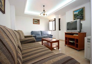 House - 5 Bedrooms with Sea views - 101514