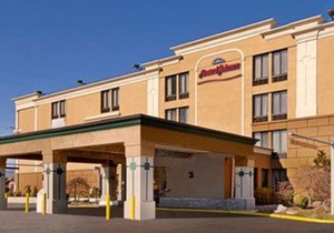 Howard Johnson by Wyndham Suffern