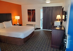 Howard Johnson by Wyndham Spokane
