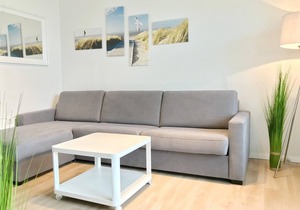 "Huus Stranddün" apartment 3: modern accommodation on Langeoog