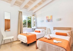 I APARTMENT, CALAN BRUT