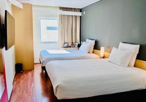 Ibis Monterrey Valle