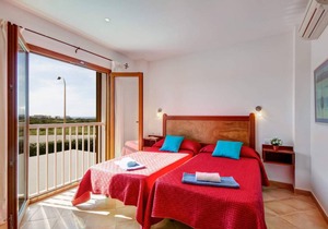 Ibiza 4 bedroom villa, Cala'n Blanes
