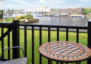 Ideal for a couple or small family wishing to discover the Norfolk Broads.