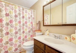 Ideally Located Westminster Home - Sleeps 13!